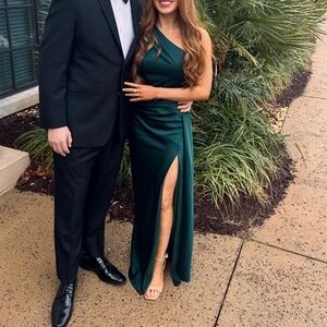 Lulu’s Emerald Green Satin One Shoulder Maxi Dress